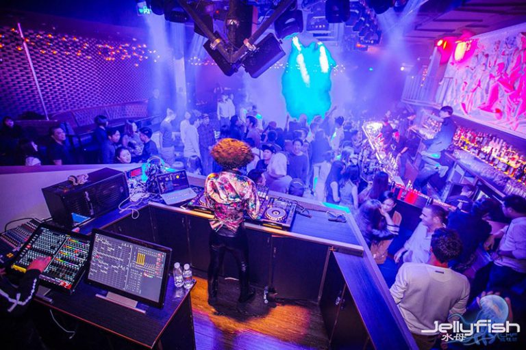 Chengdu's Top 5 Bars NOW TRAVEL ASIA