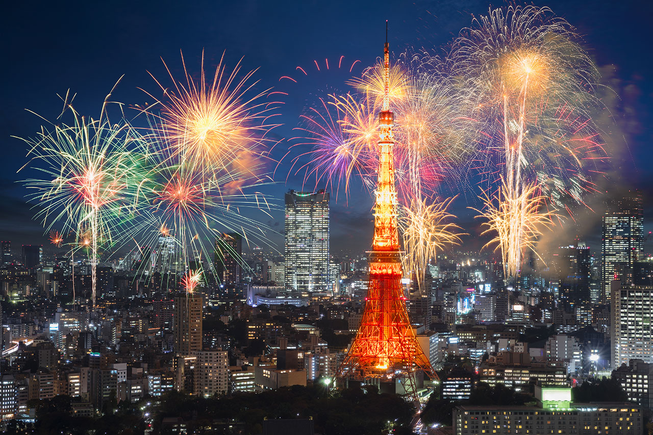 Japan fireworks countdown happy new year NOW TRAVEL ASIA