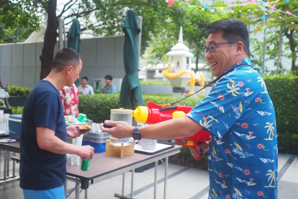 happy songkran