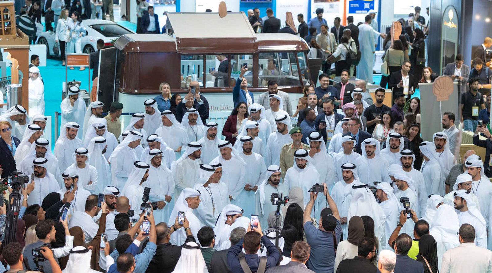 Mohammed bin Rashid visits Arabian Travel Market 2026