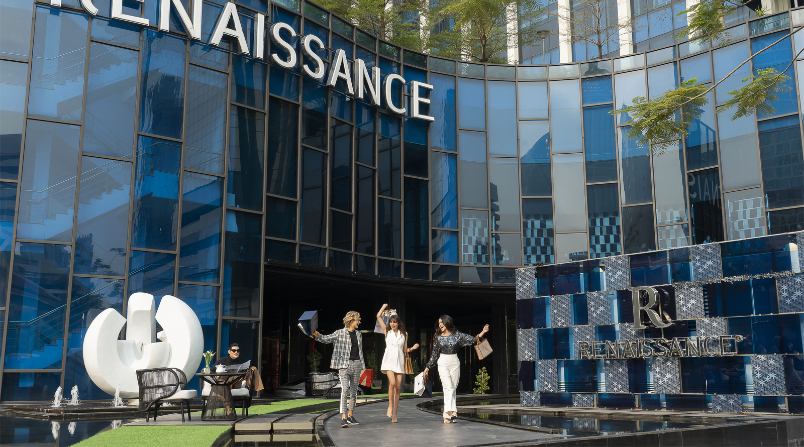 Renaissance Hotels Reimagines Evenings Across Asia Pacific With New Beverage Rituals Collection