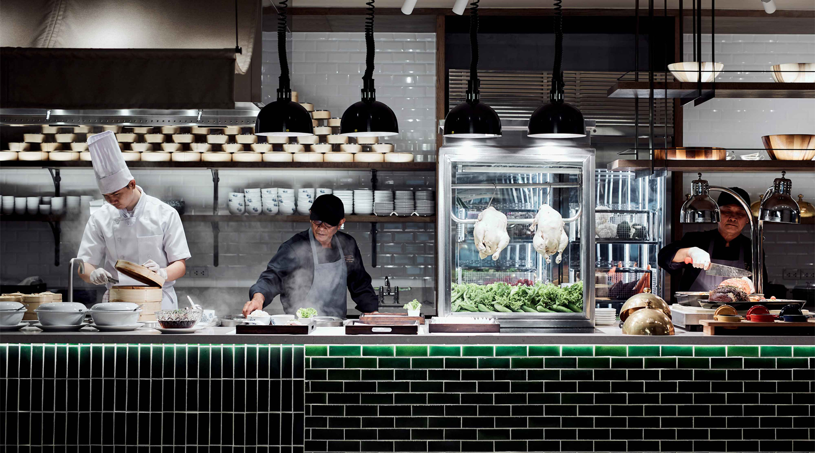 Ruen Tong at Montien Hotel Surawong Bangkok Teams Up with Khua Kai Ai Krao to Elevate a Beloved Street Food Classic